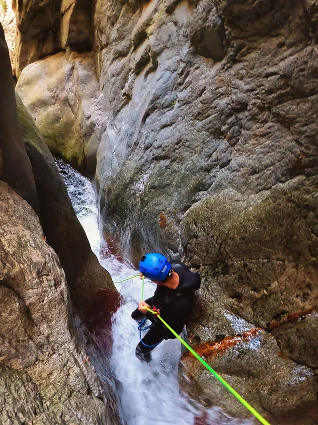 Sallent aventura Barranco de Sant Aniol